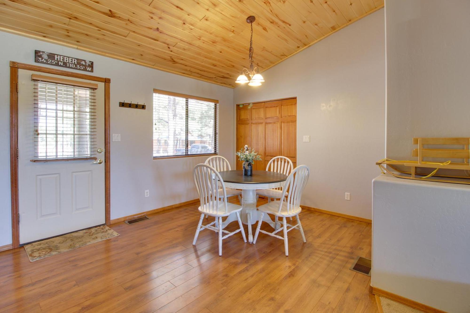 Overgaard Cabin Near Sitgreaves National Forest! Exterior photo